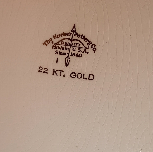 Vintage 22kGold"Wild Rose" pattern 12 inch Royal Gadroon Harker Pottery platter. - Picture 6 of 7